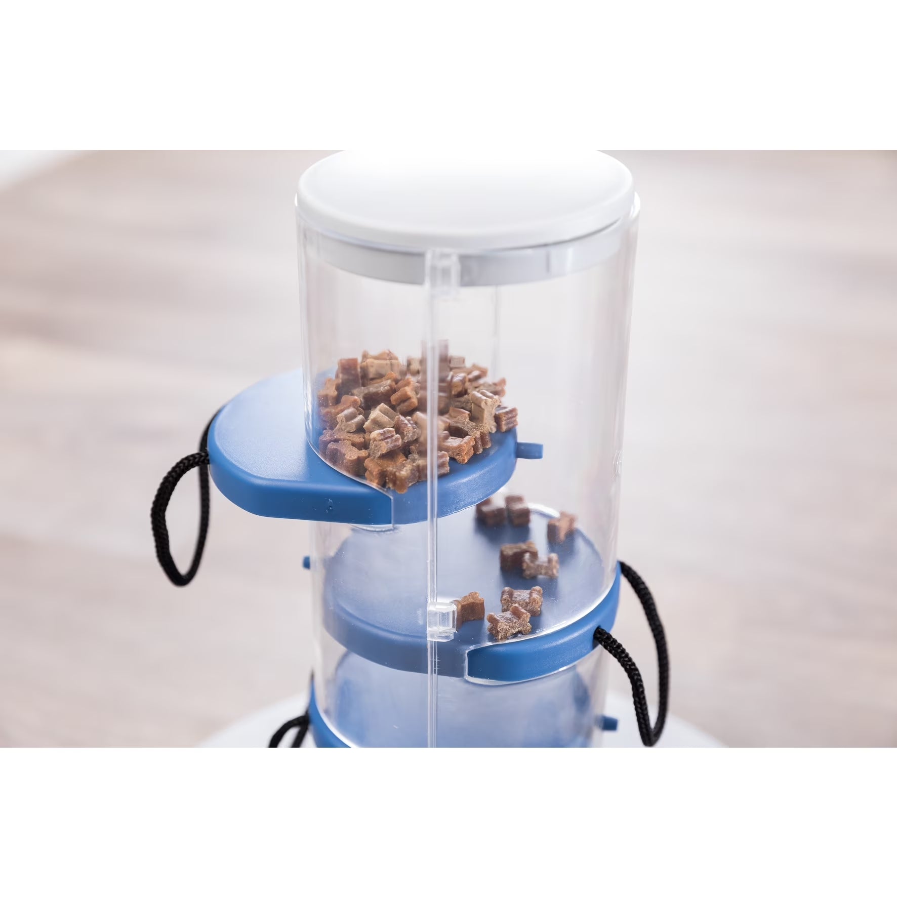 Dog Gambling Tower Strategy Game, Level 1, Beginner Dog Puzzle Toy, Treat Dispenser